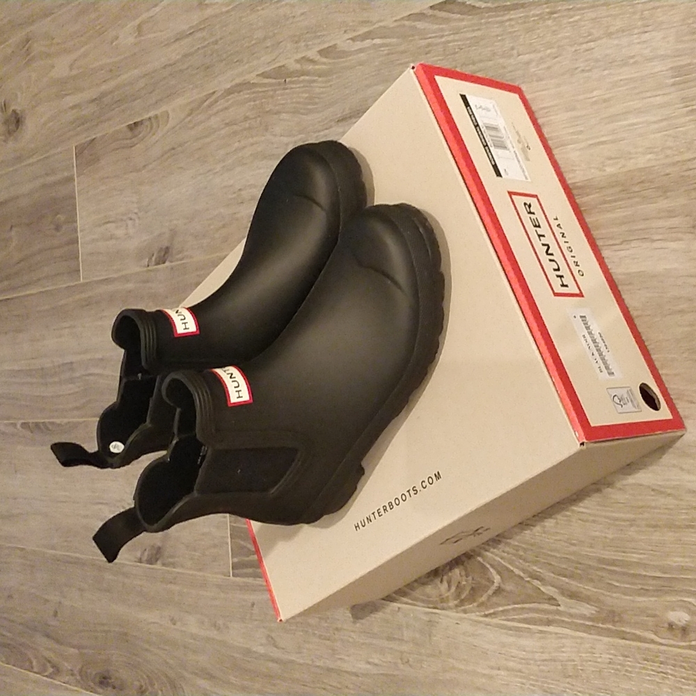 Hunter Original Chelsea Rain Boots